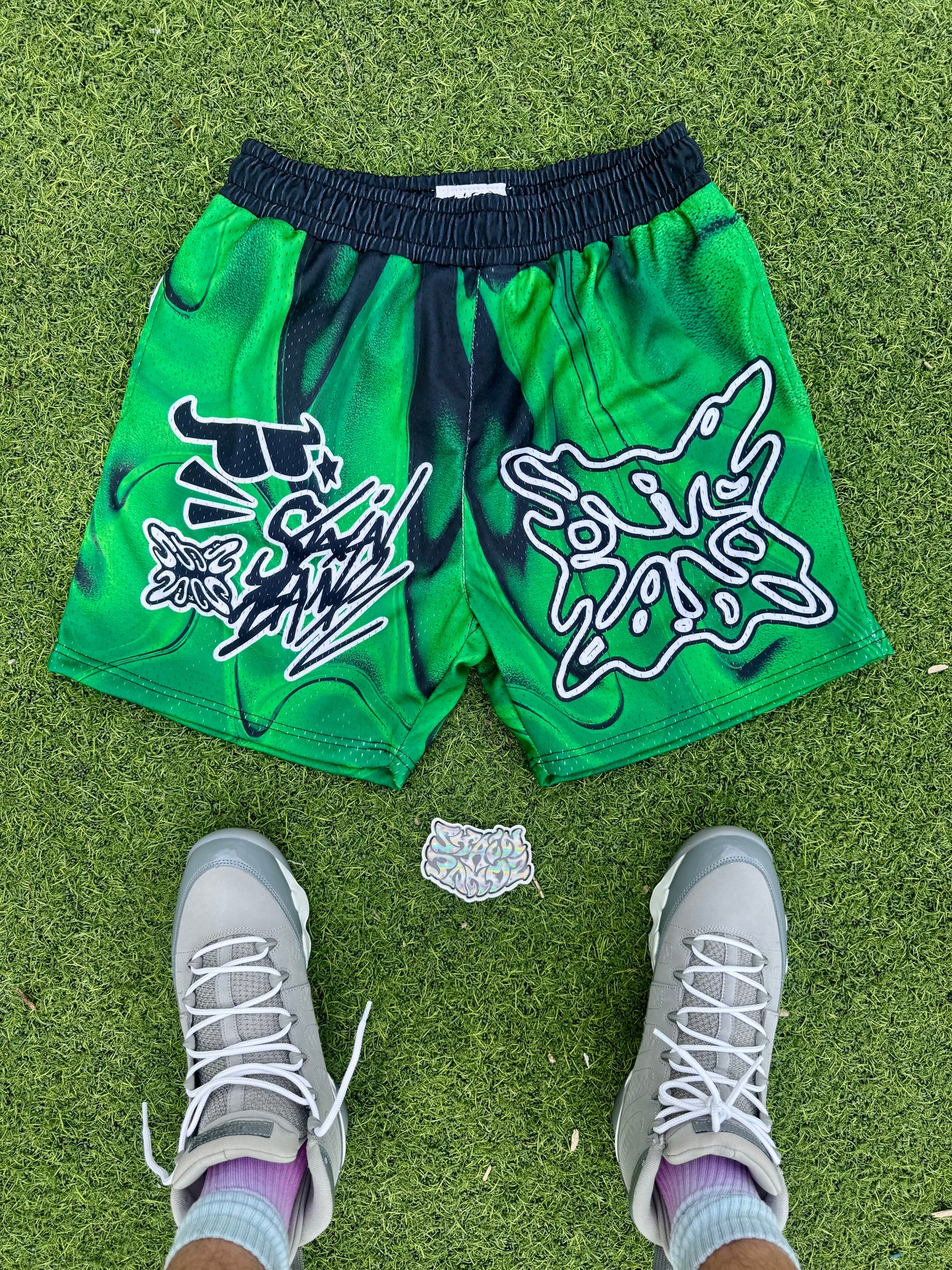 SB GRAFITTI SHORTS V2