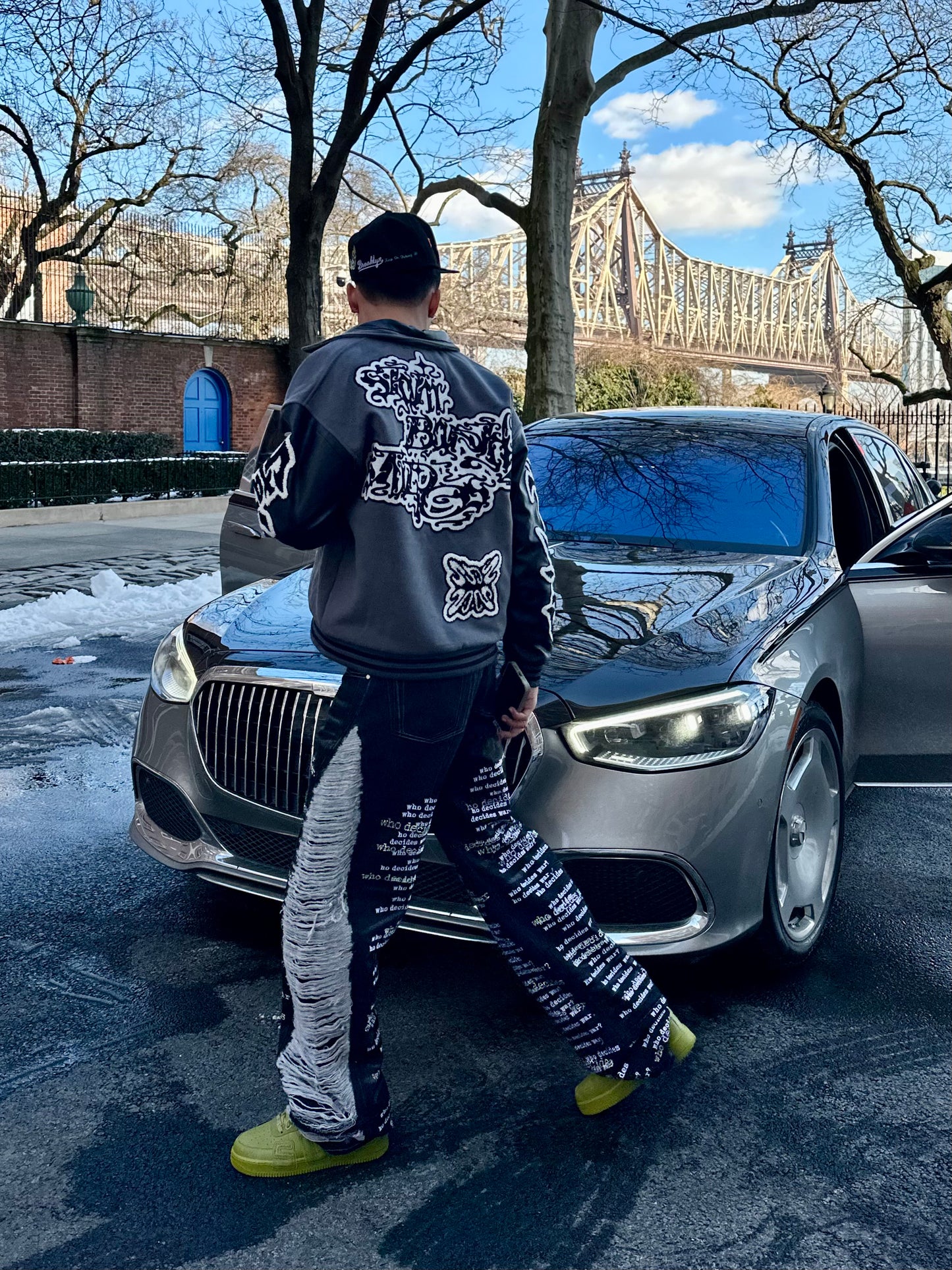 SB GLITCH VARSITY V2