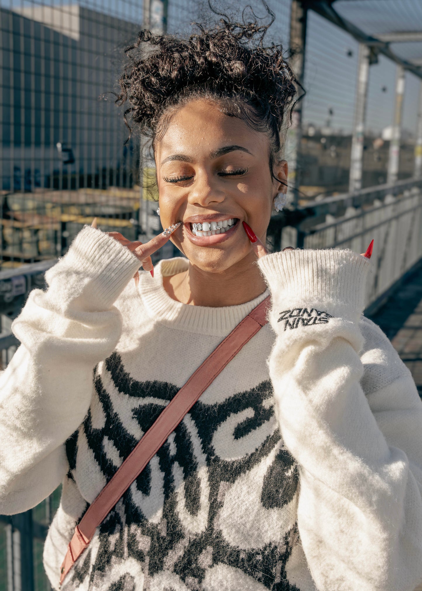 SB MOHAIR SWEATER