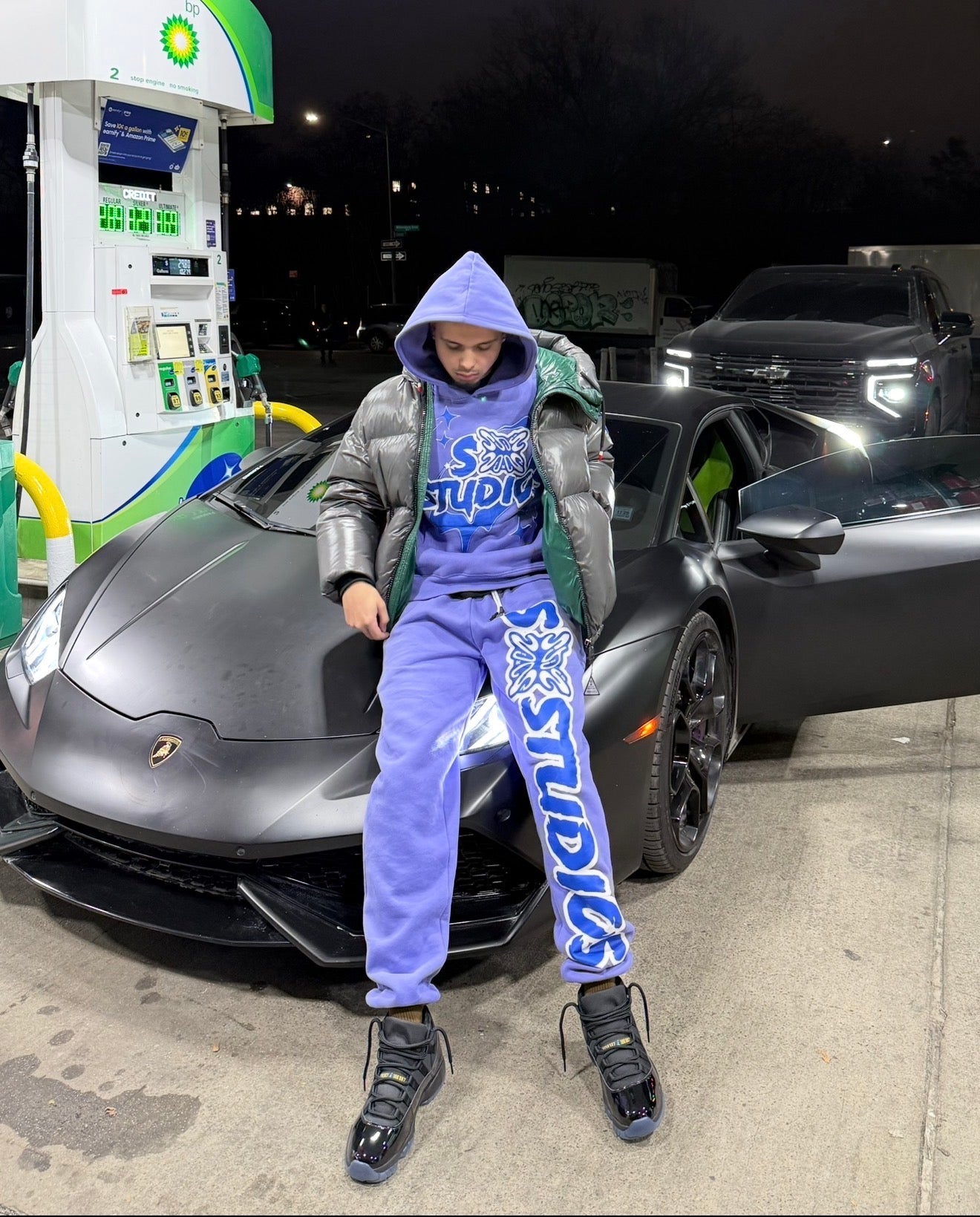 SB HOODIE – STAINBANDZSTUDIOS